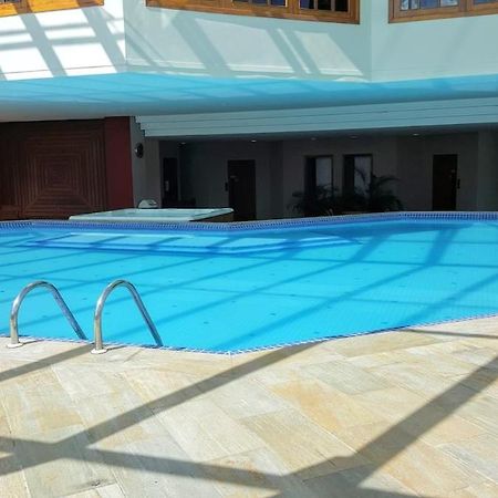 Apartamento no Quatre Saisons com café da manhã e wi-fi próprio para 8 pessoas Campos do Jordão Exterior foto